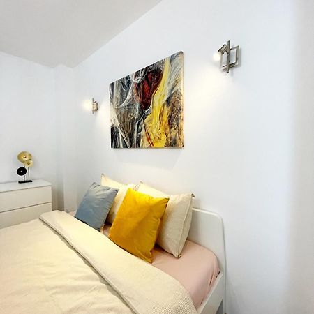 Alegro Studio Apartment Bucarest Exterior foto